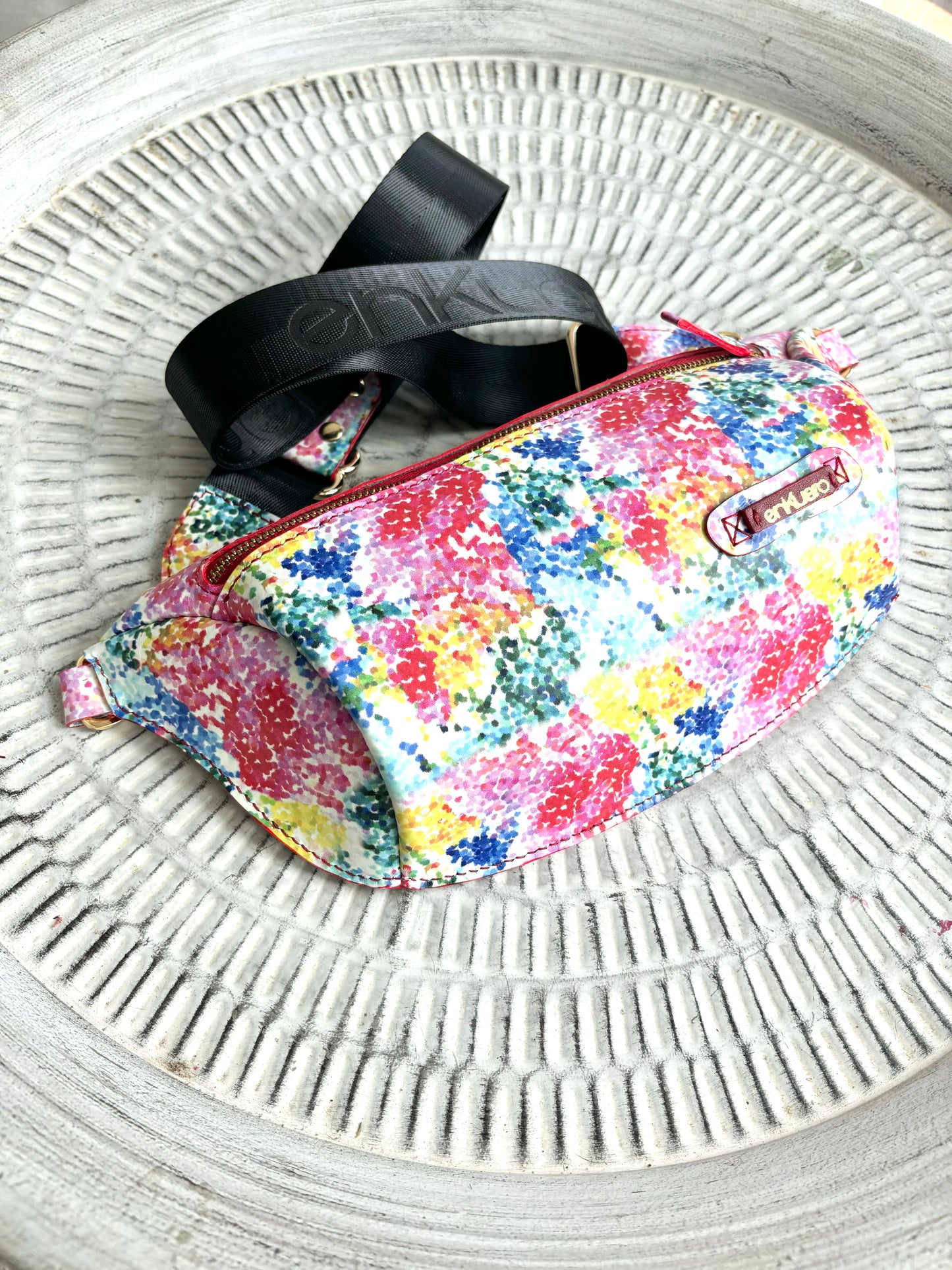 ADJUSTABLE FANNY PACK