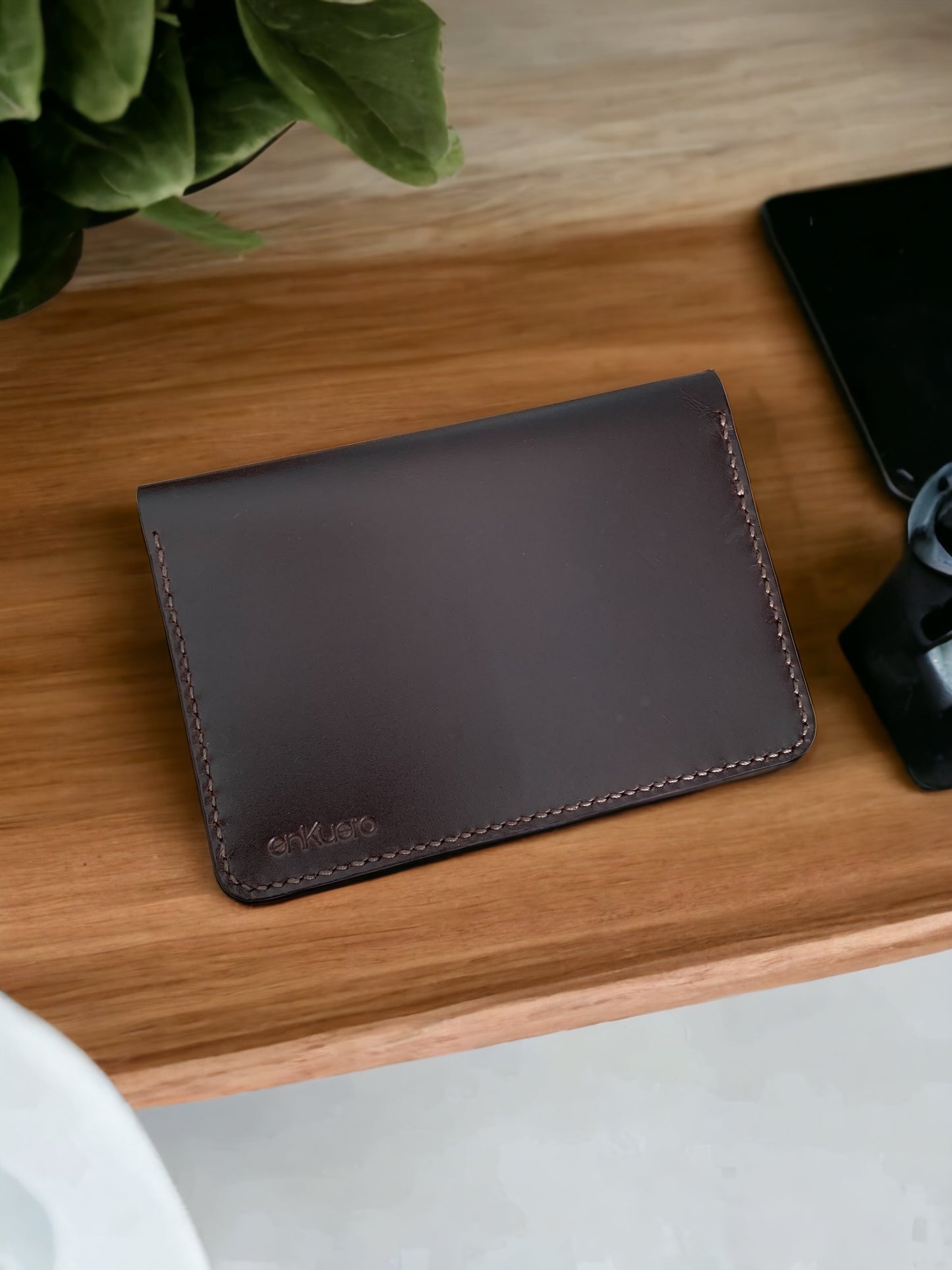PASSPORT / CARD HOLDER