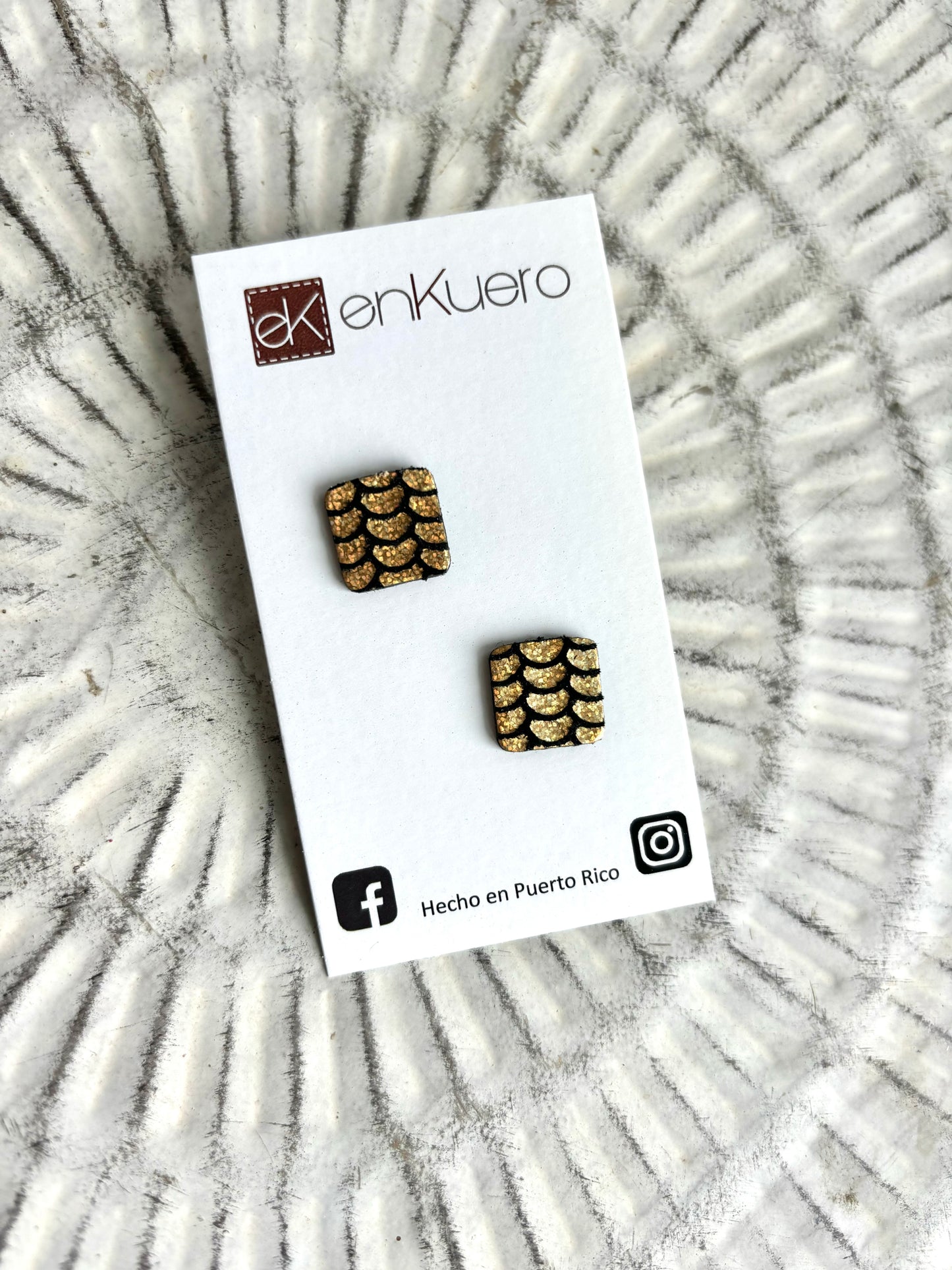 SQUARE STUD EARRINGS