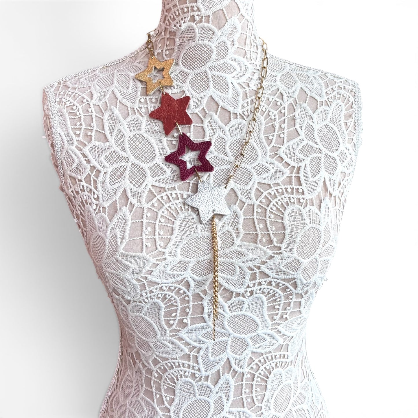LEATHER NECKLACE