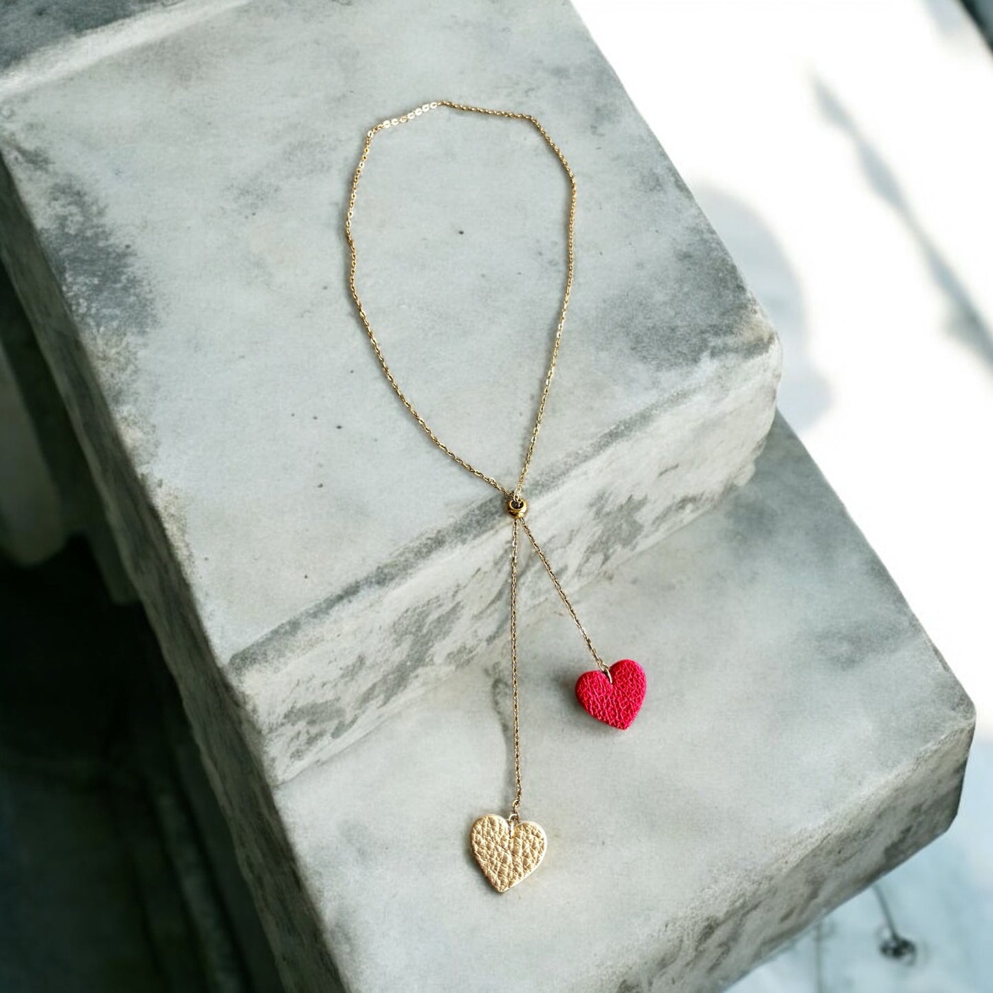 SLIDER HEARTS NECKLACE