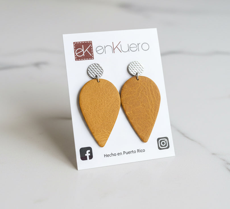 TEARDROP EARRINGS