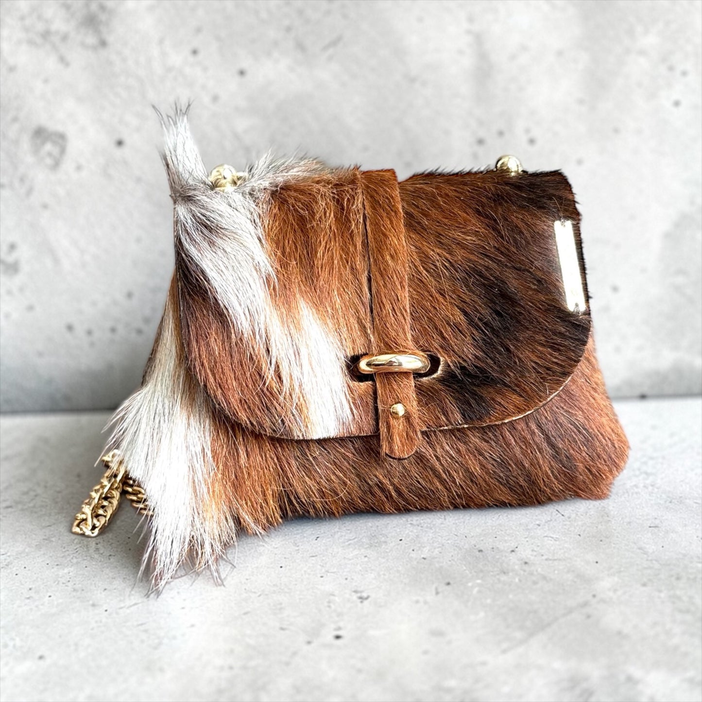 HAIR-ON MINI DAISY BAG