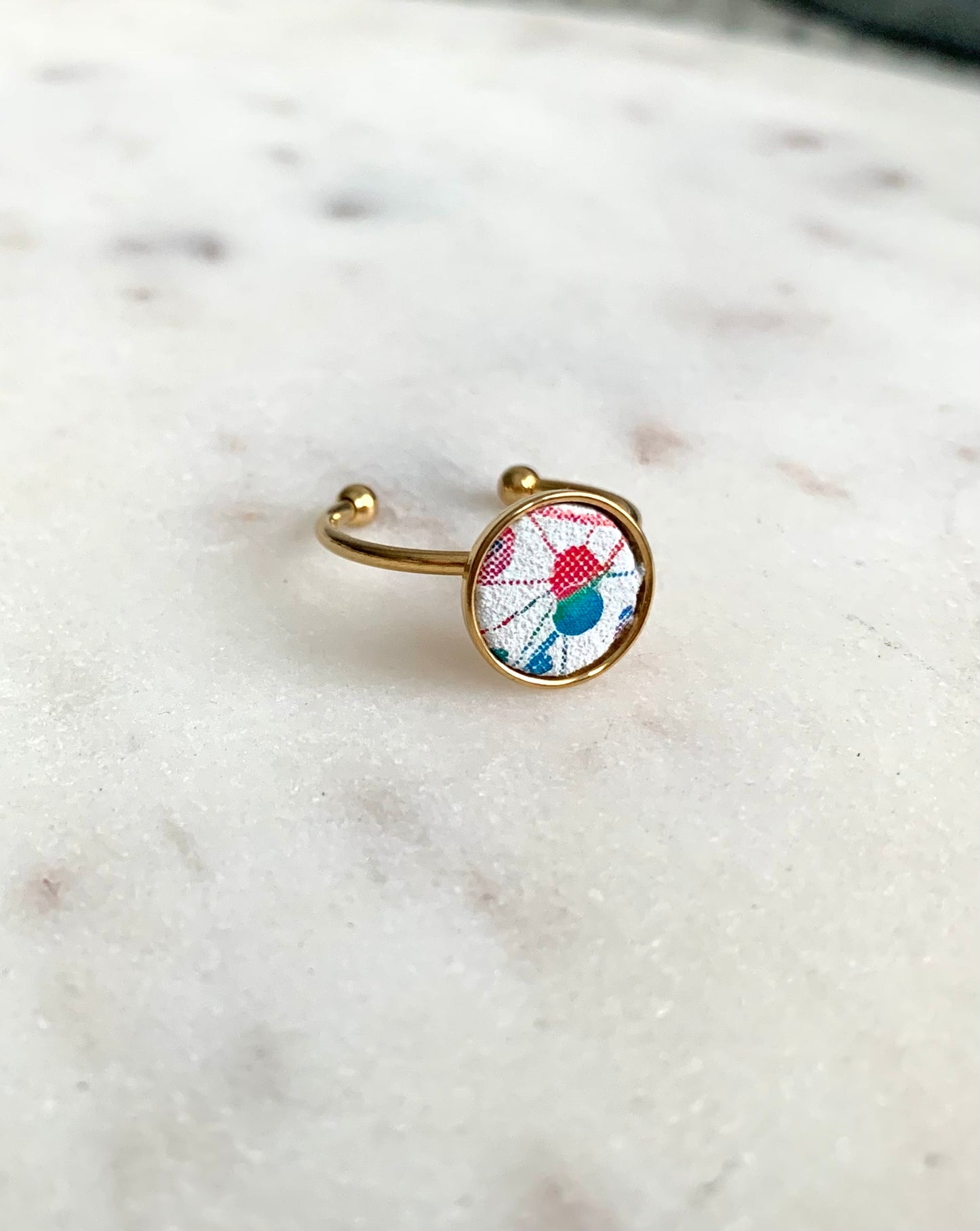 SMALL LEATHER RING