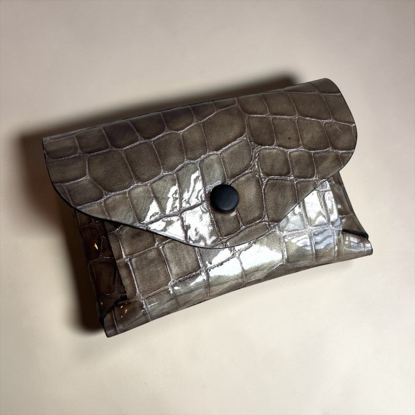 LEATHER CARD HOLDER