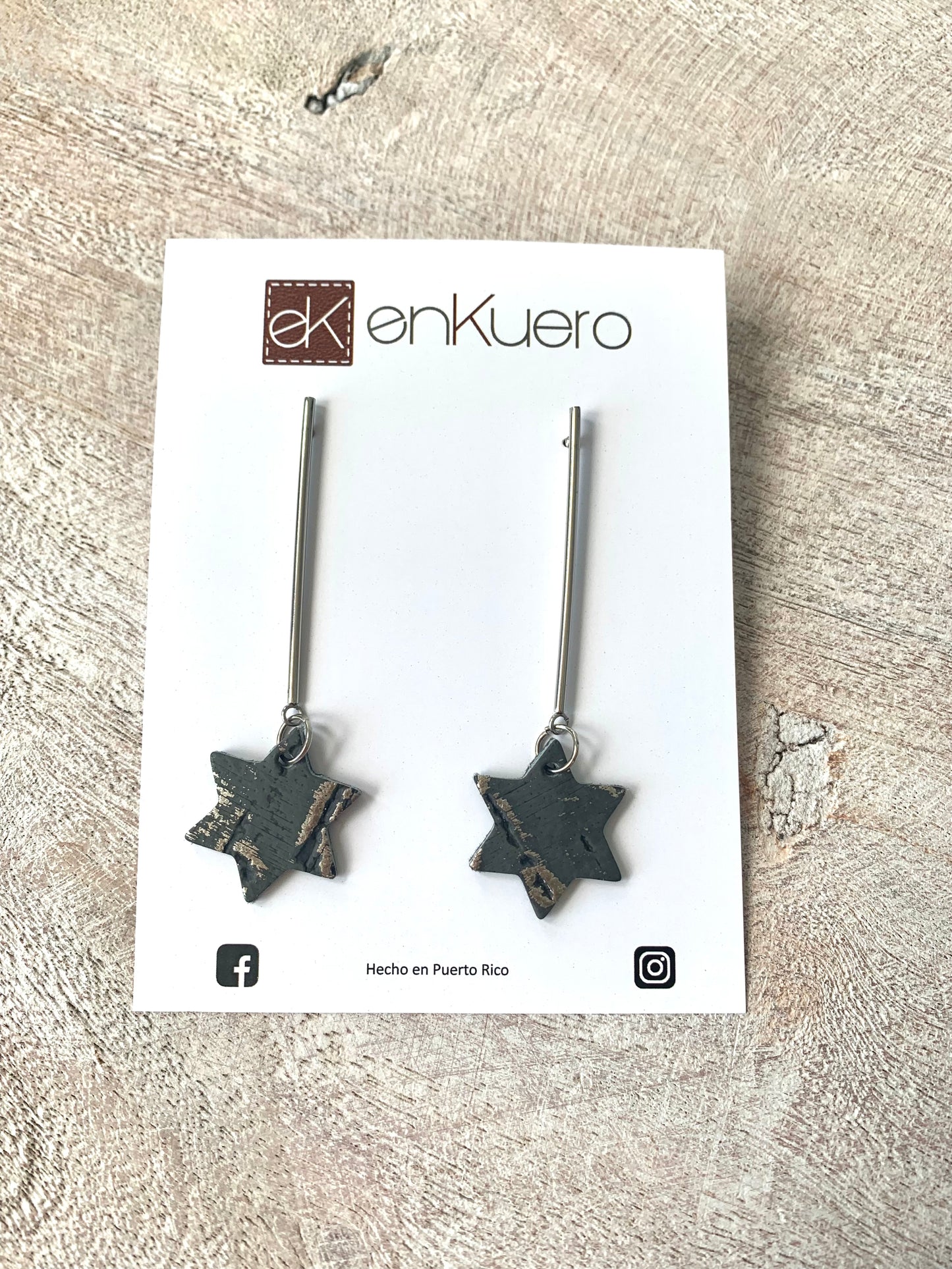 STAR EARRINGS