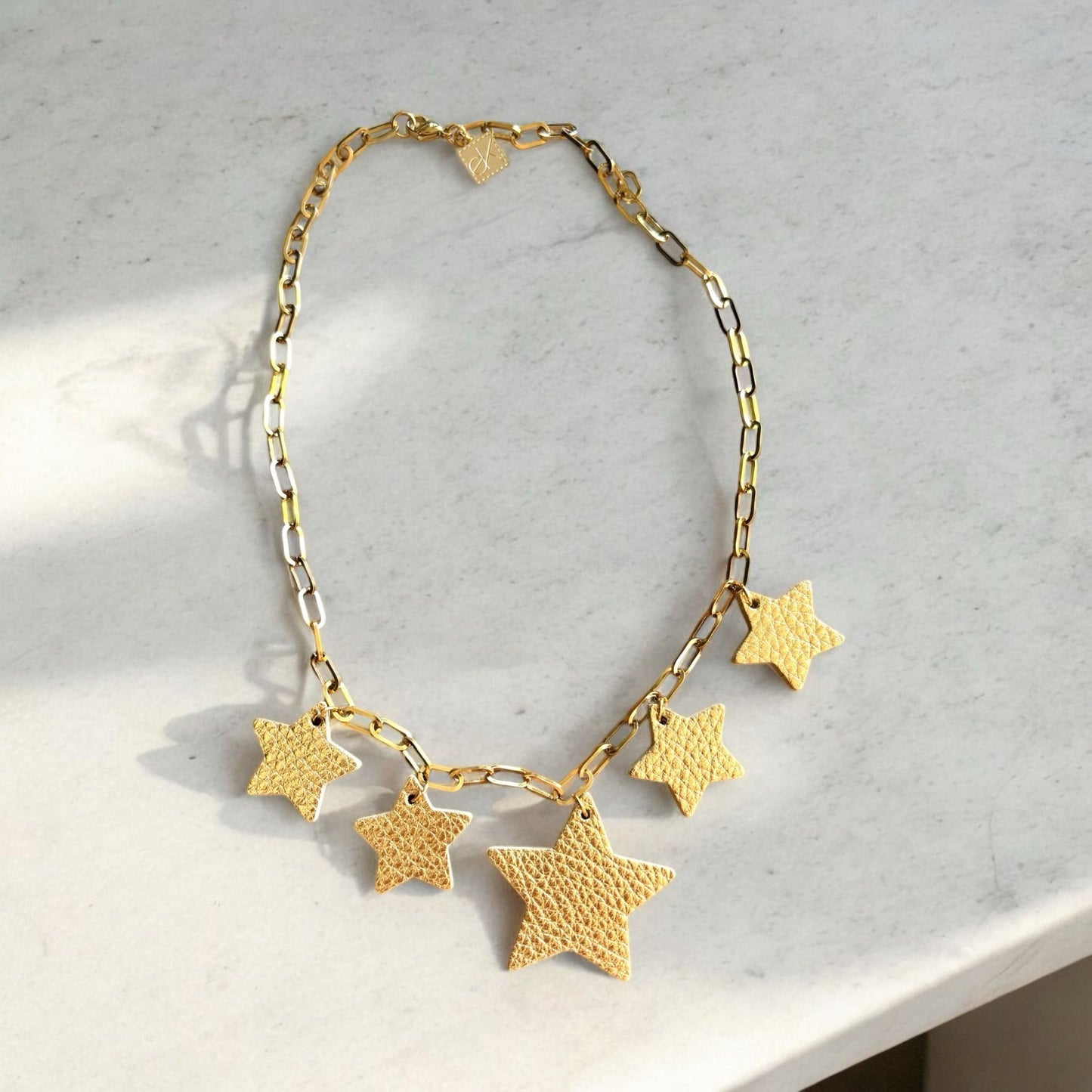 LEATHER STARS NECKLACE
