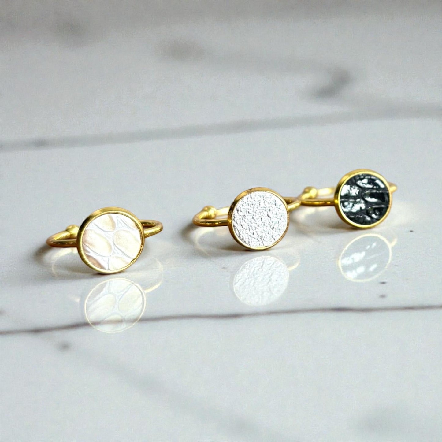 SMALL LEATHER RING SET