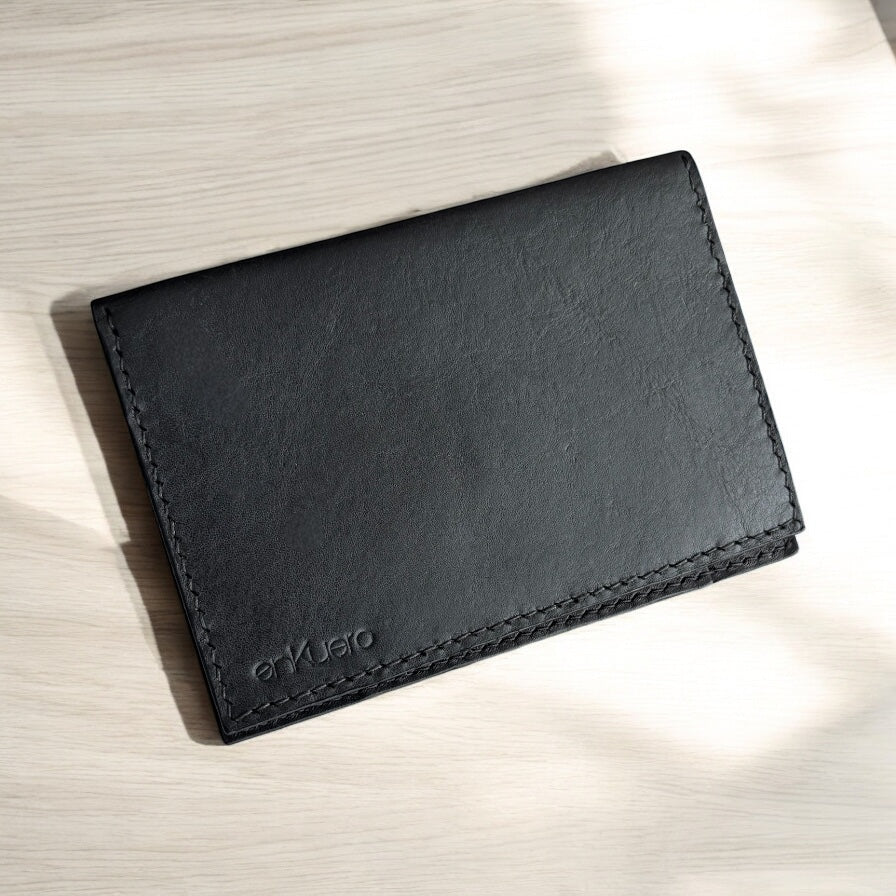 PASSPORT / CARD HOLDER