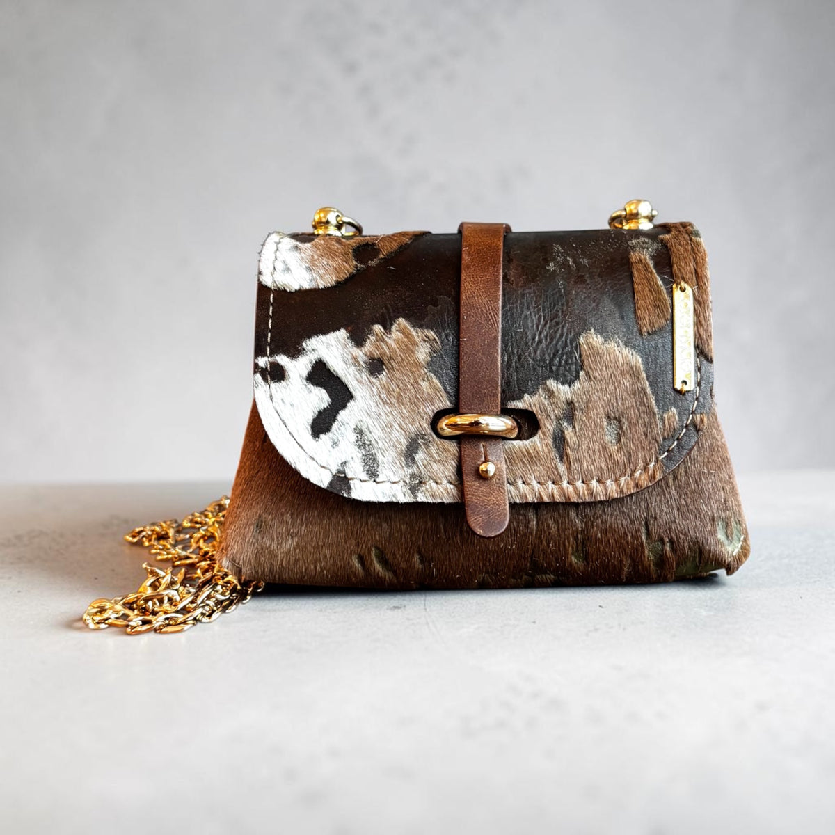HAIR-ON MINI DAISY BAG