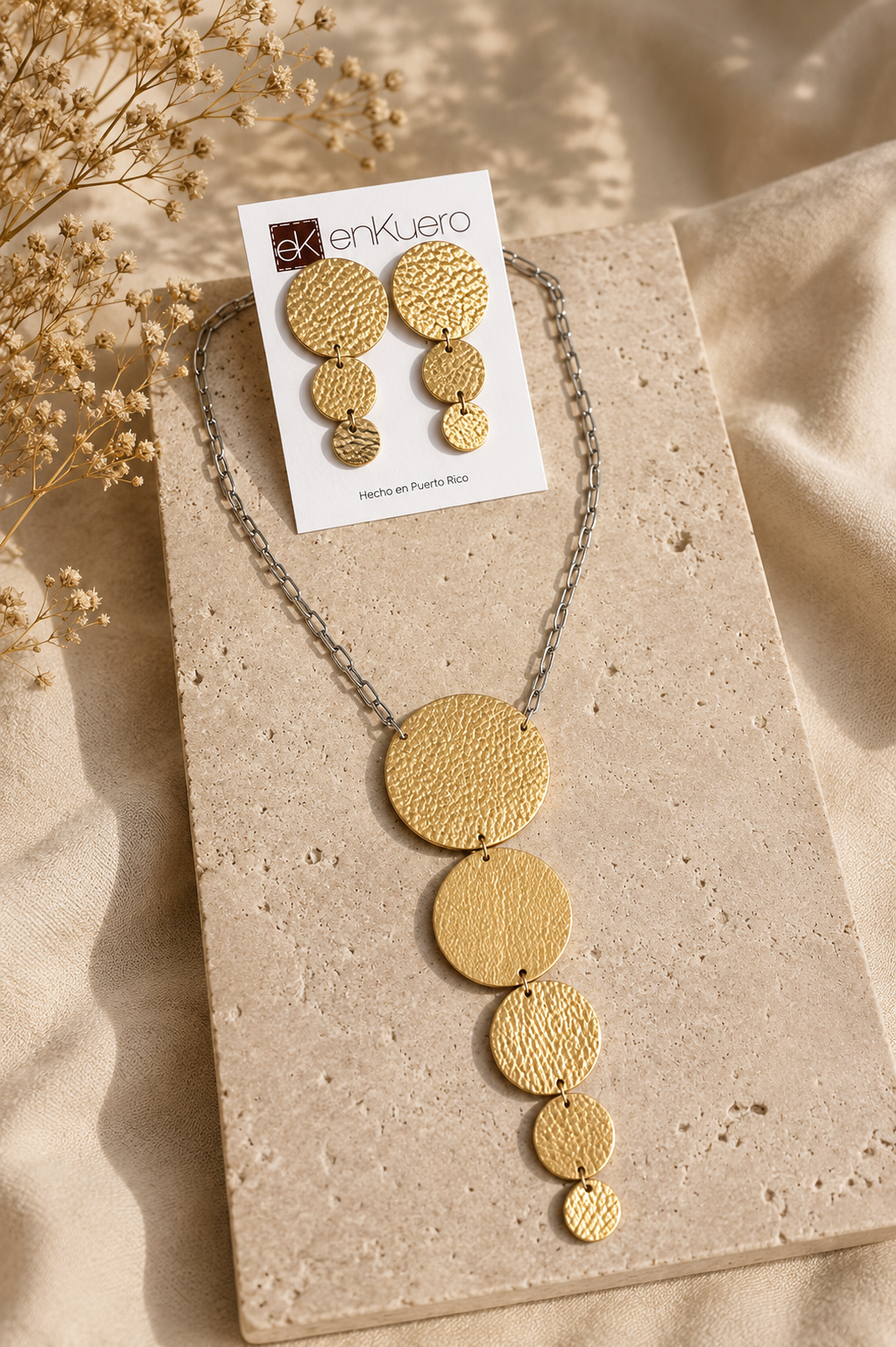 EARRINGS AND NECKLACE SET