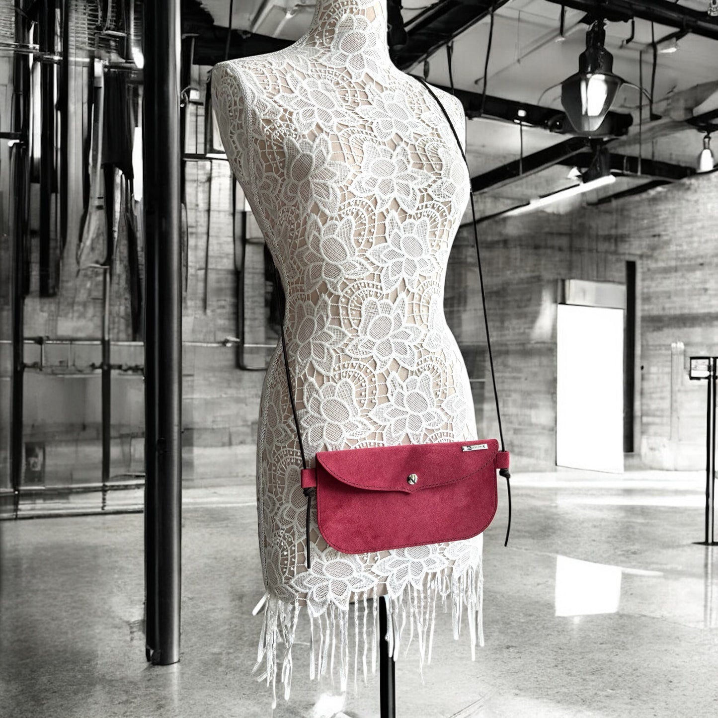 CIO LEATHER BAG