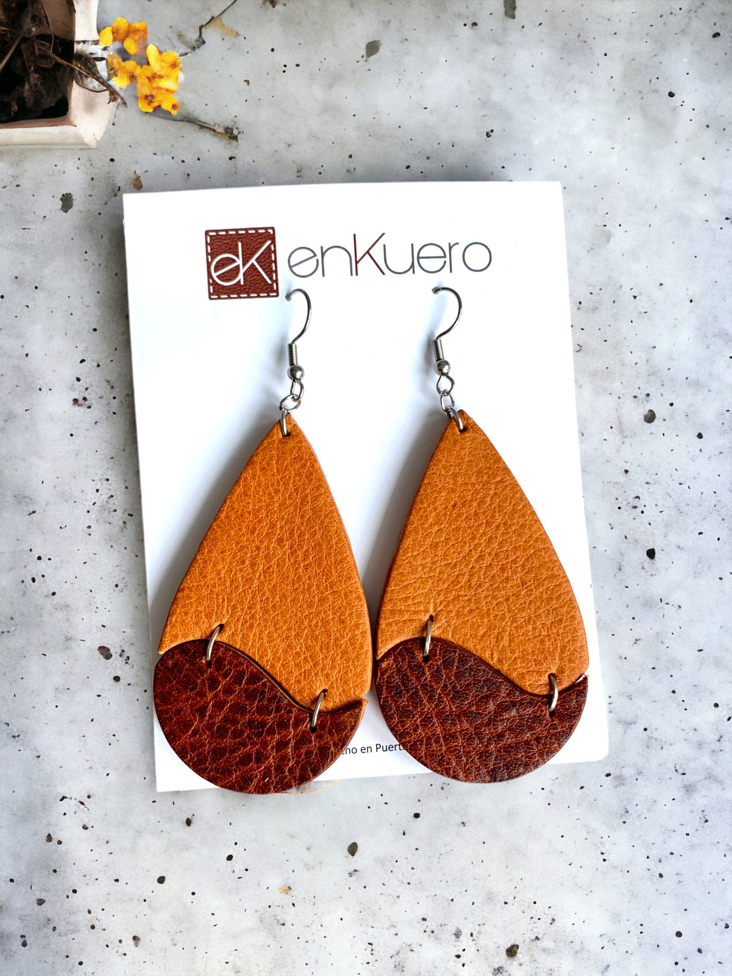 TWO TONE TEARDROP EARRINGS