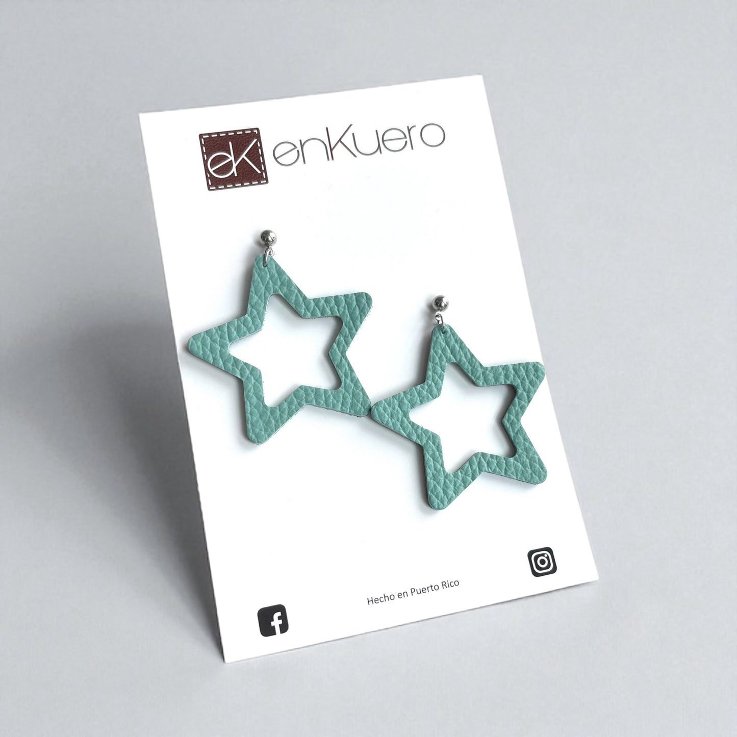 CUTOUT STARS EARRINGS