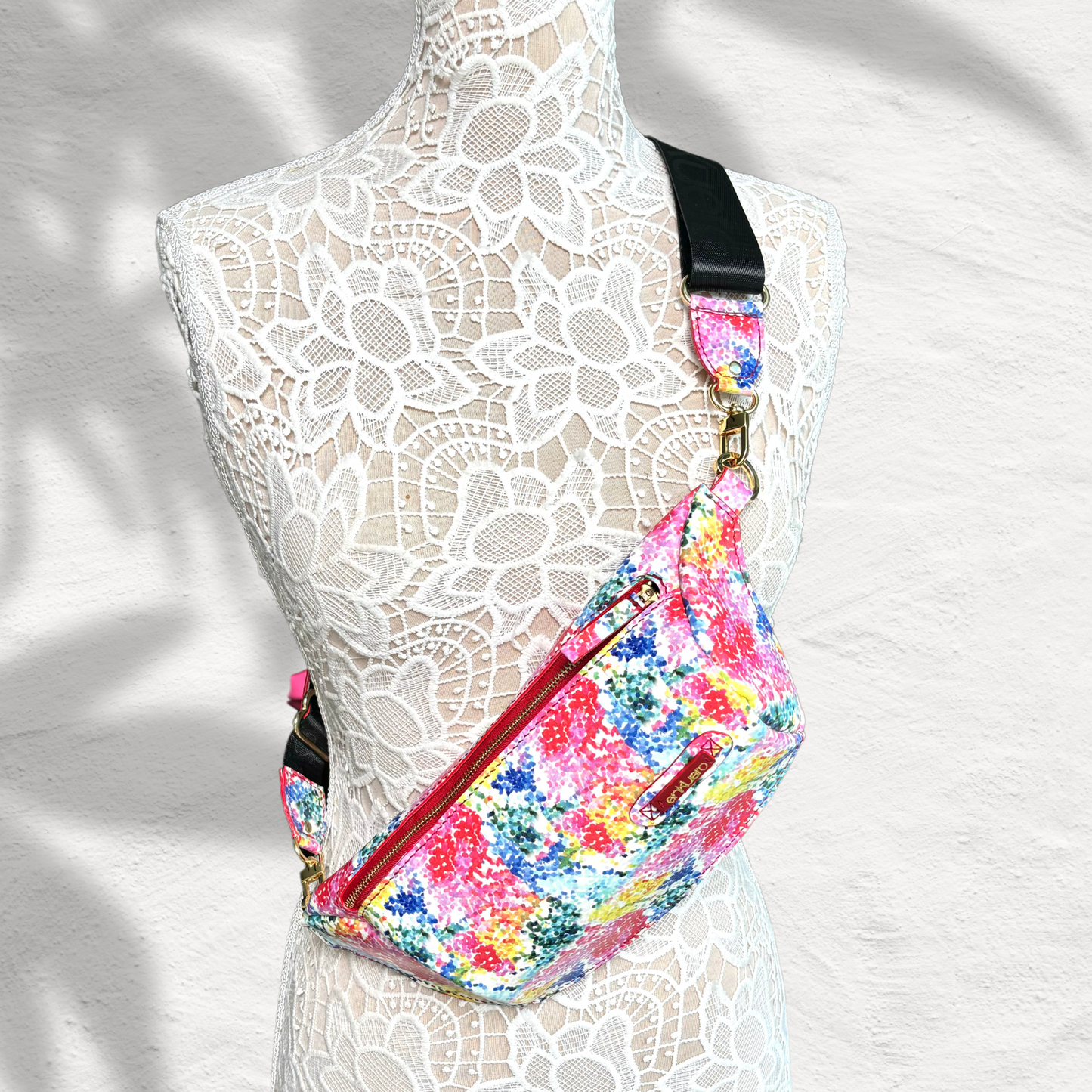 ADJUSTABLE FANNY PACK