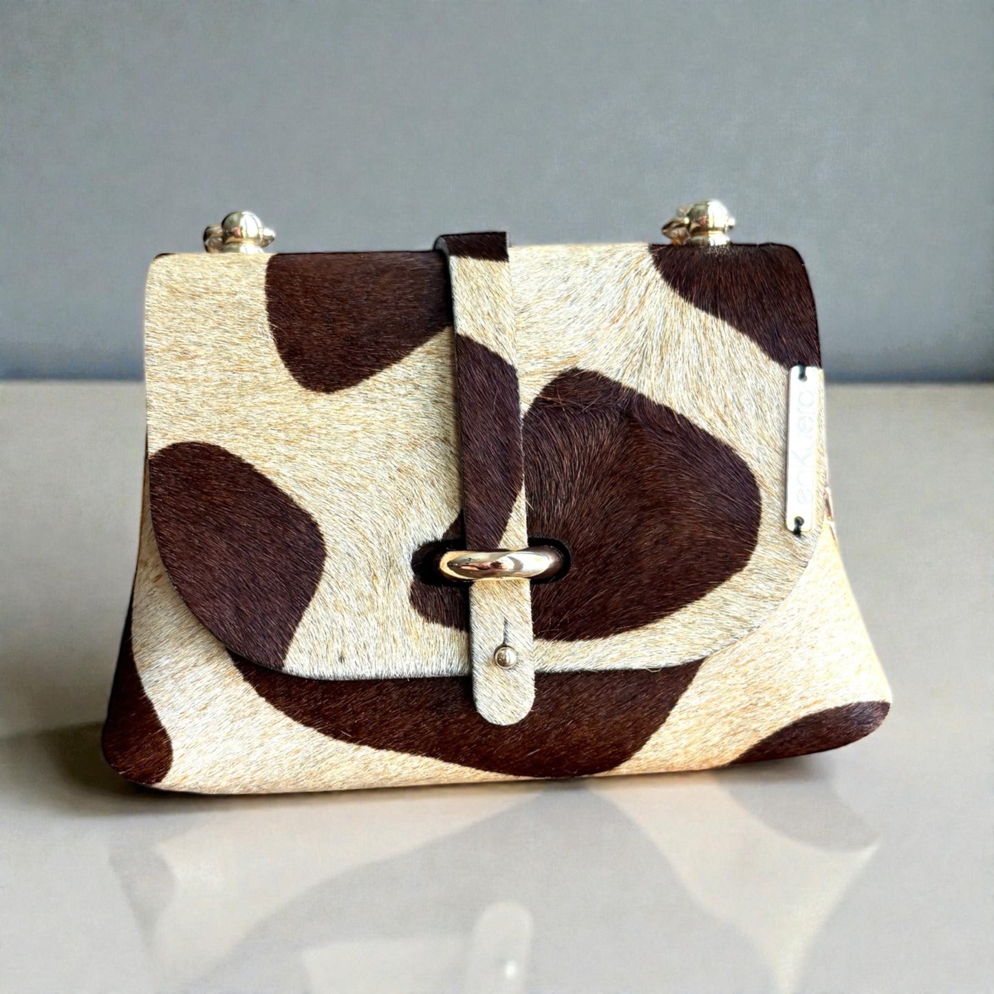 HAIR-ON MINI DAISY BAG