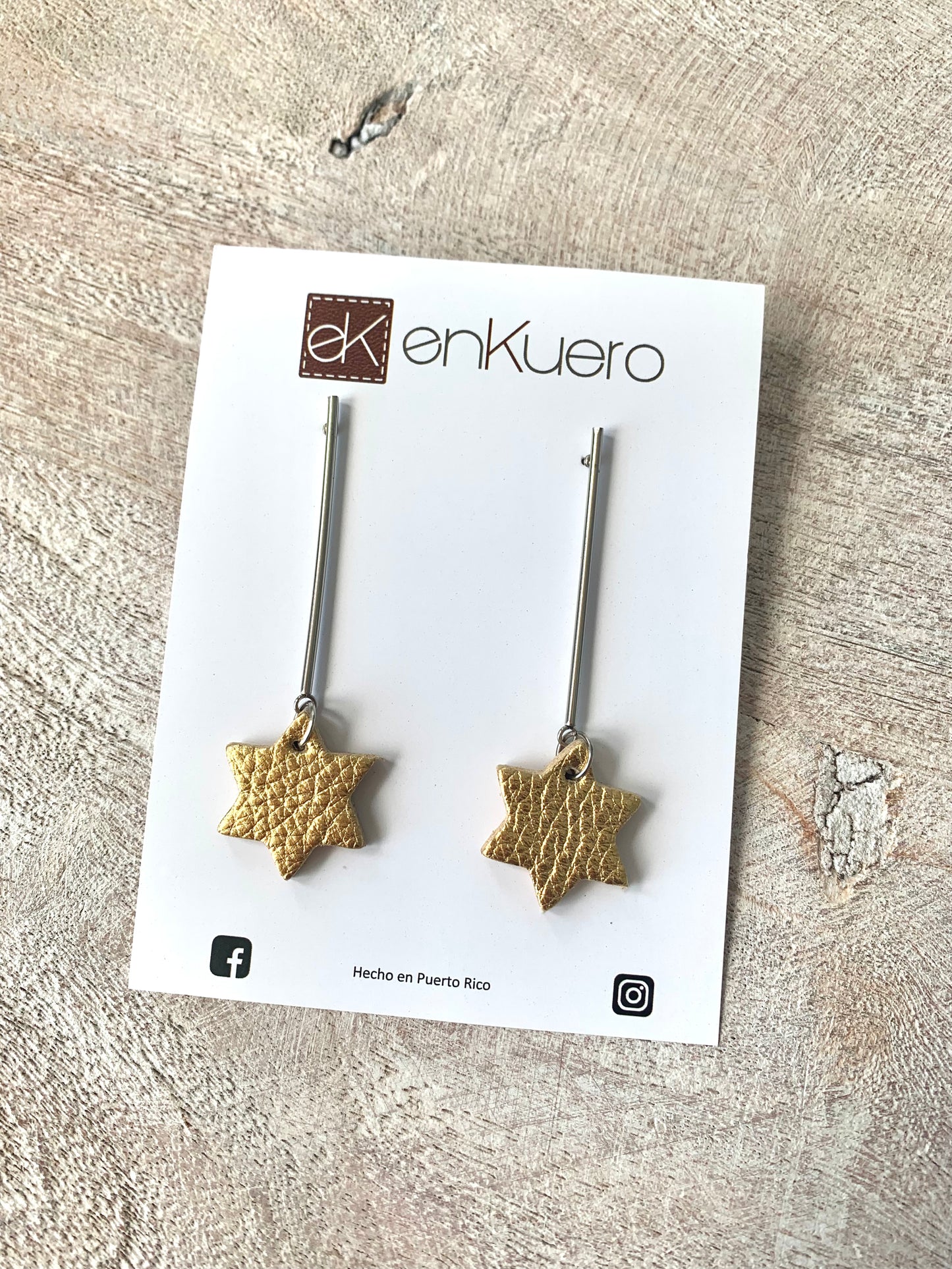 STAR EARRINGS