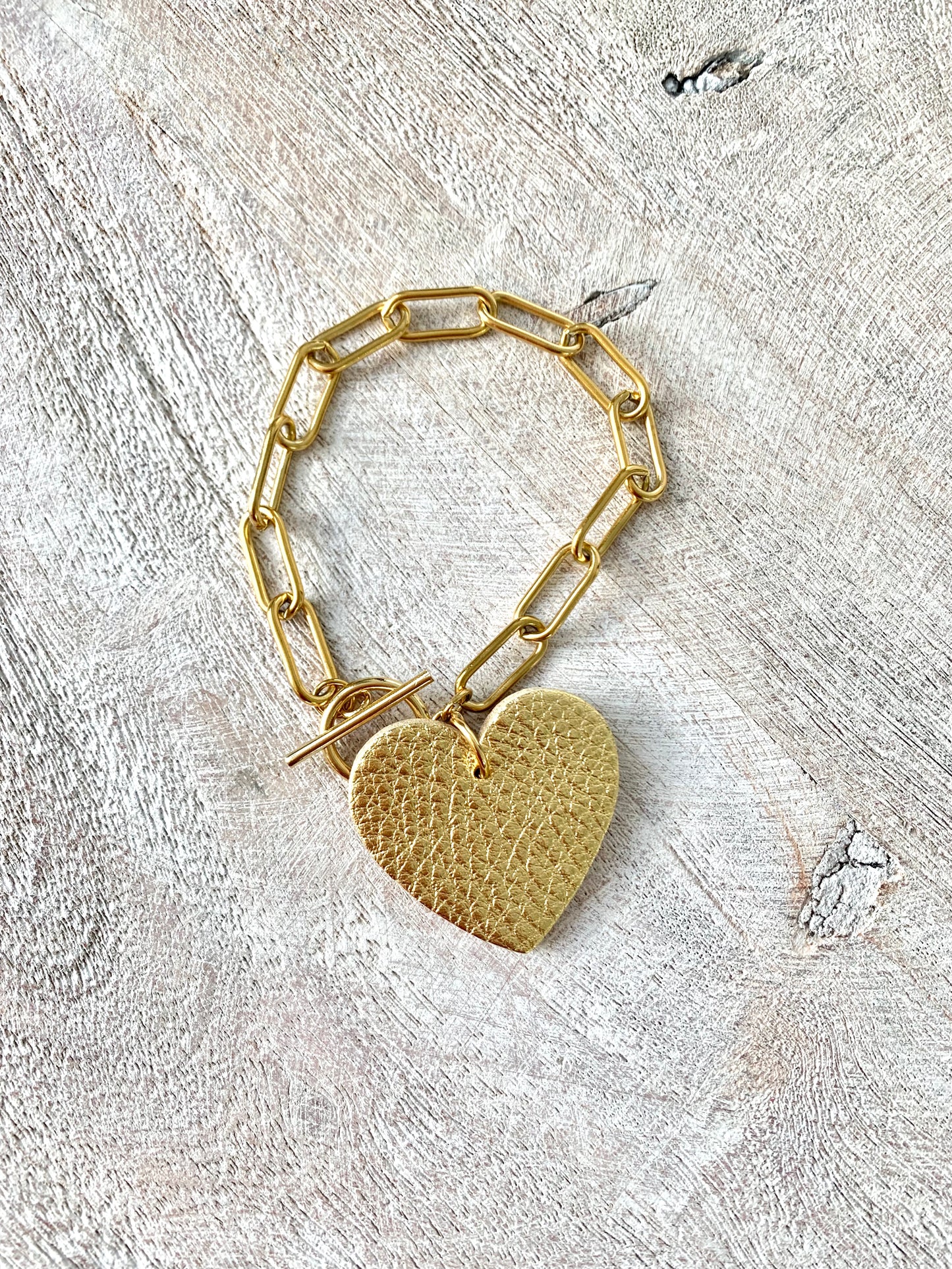 LEATHER HEART BRACELET