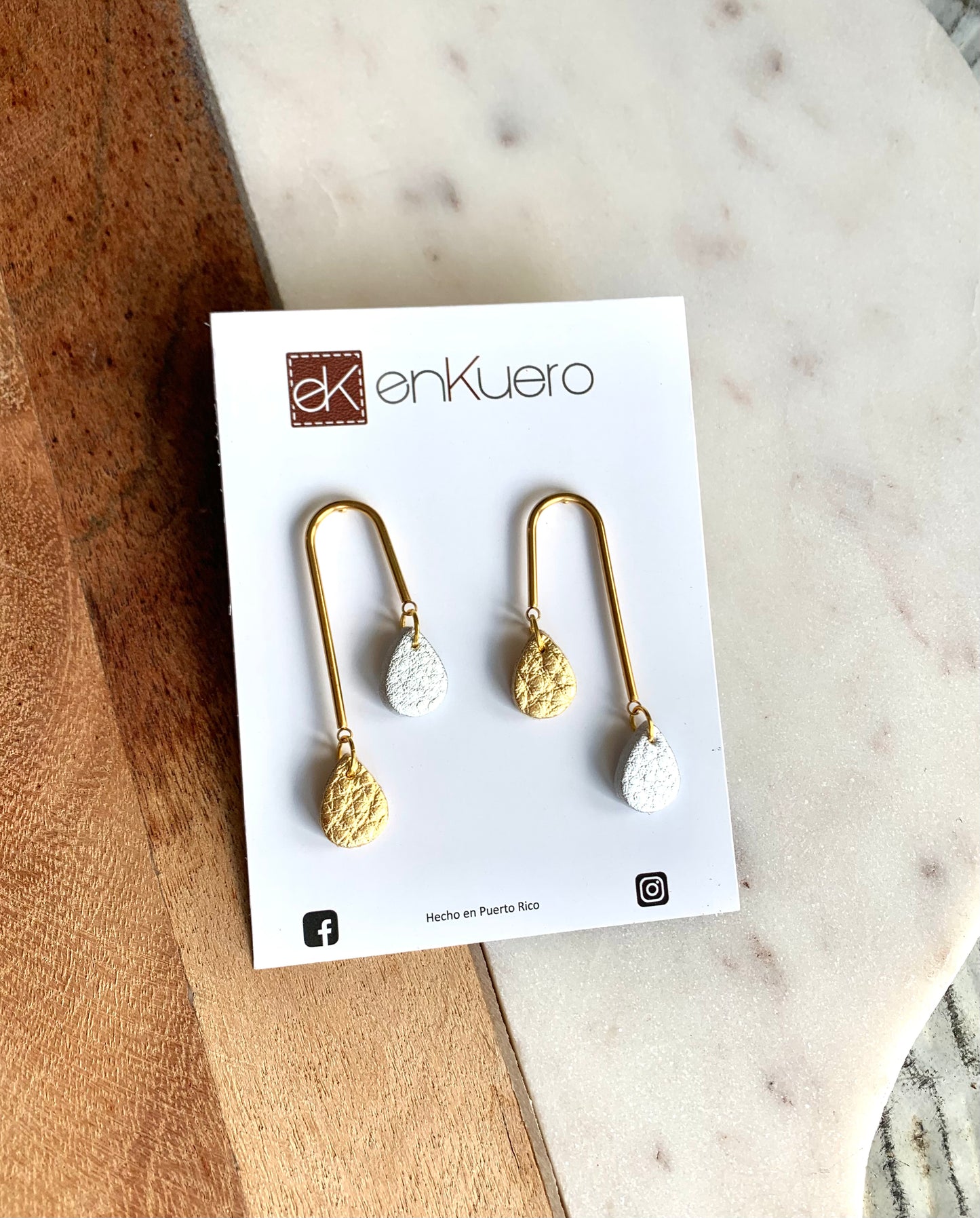 TEARDROP EARRINGS