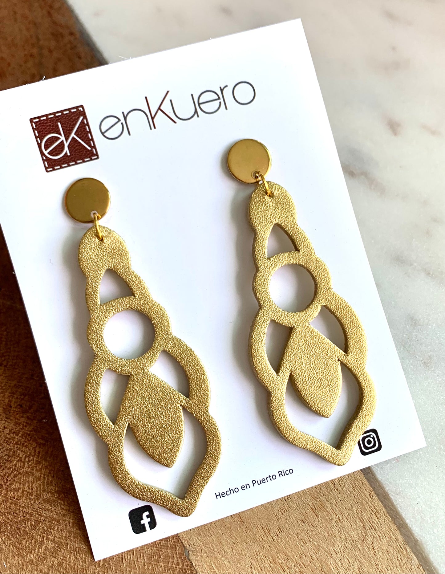 CUTOUT EARRINGS
