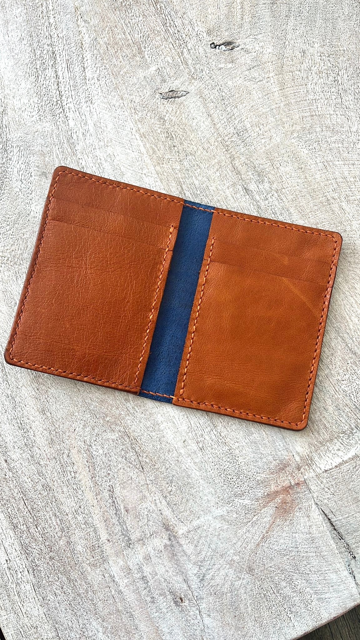 BIFOLD CARD WALLET