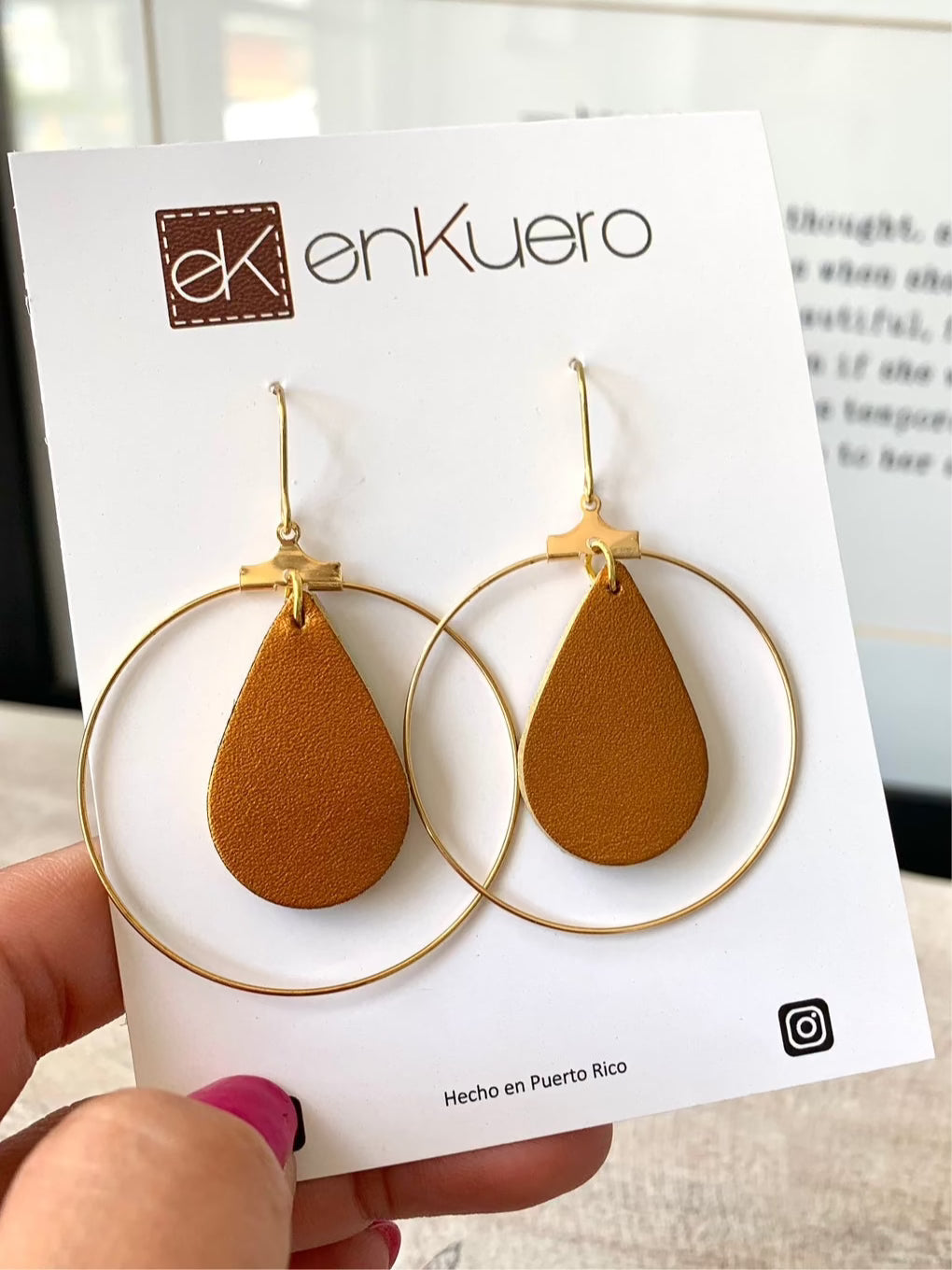 TEARDROP EARRINGS