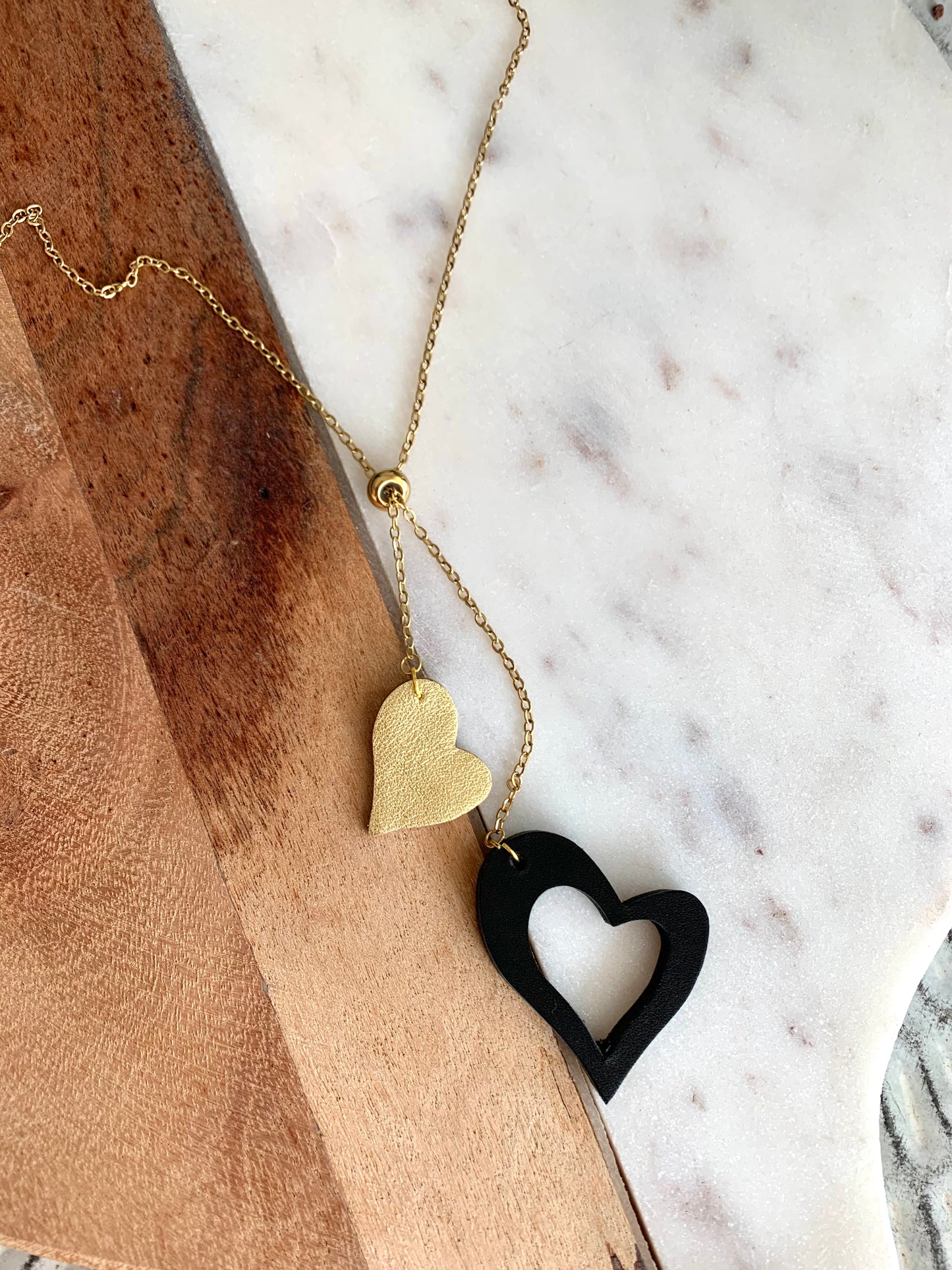 LEATHER HEARTS NECKLACE