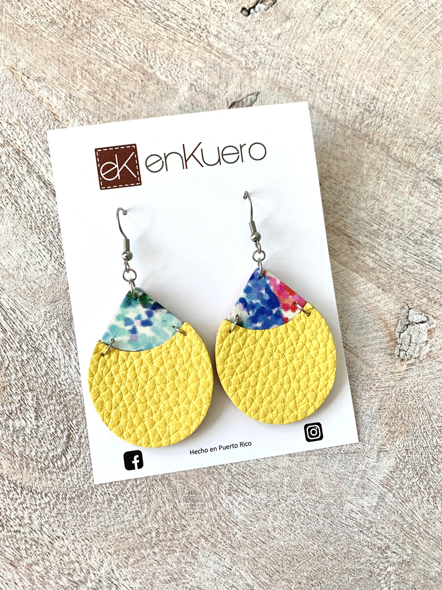 TEARDROP EARRINGS