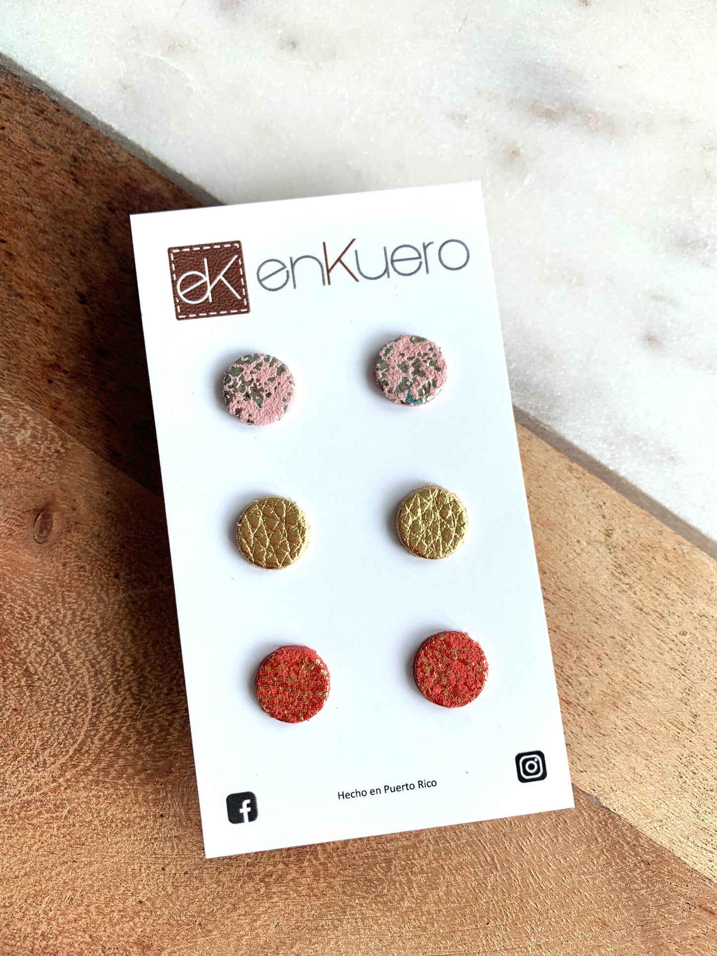 STUD EARRINGS