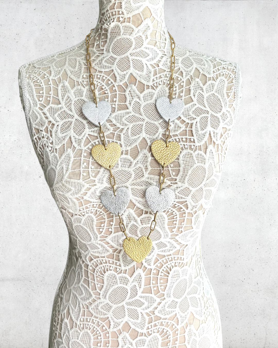 LEATHER HEARTS NECKLACE