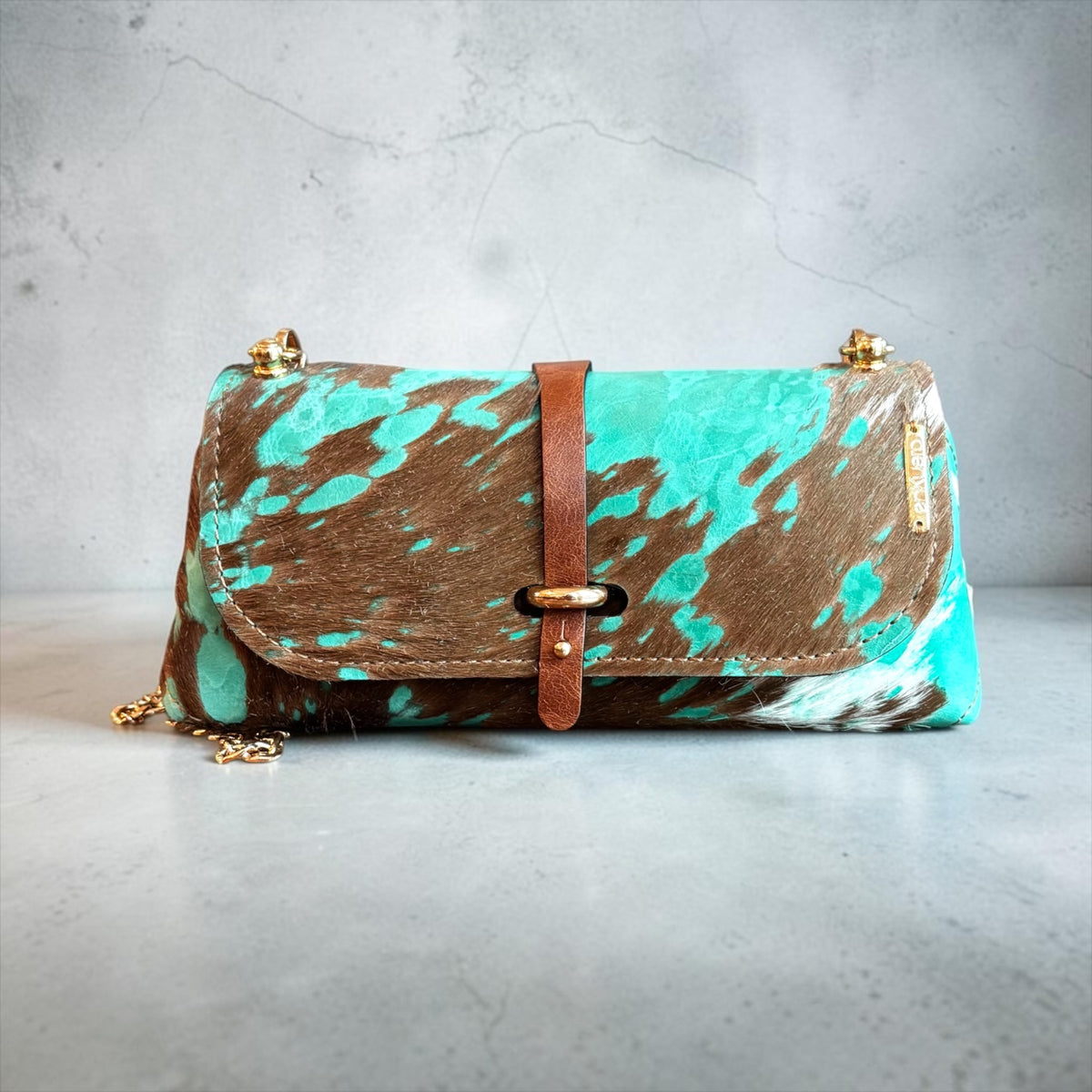 HAIR-ON DAISY BAG
