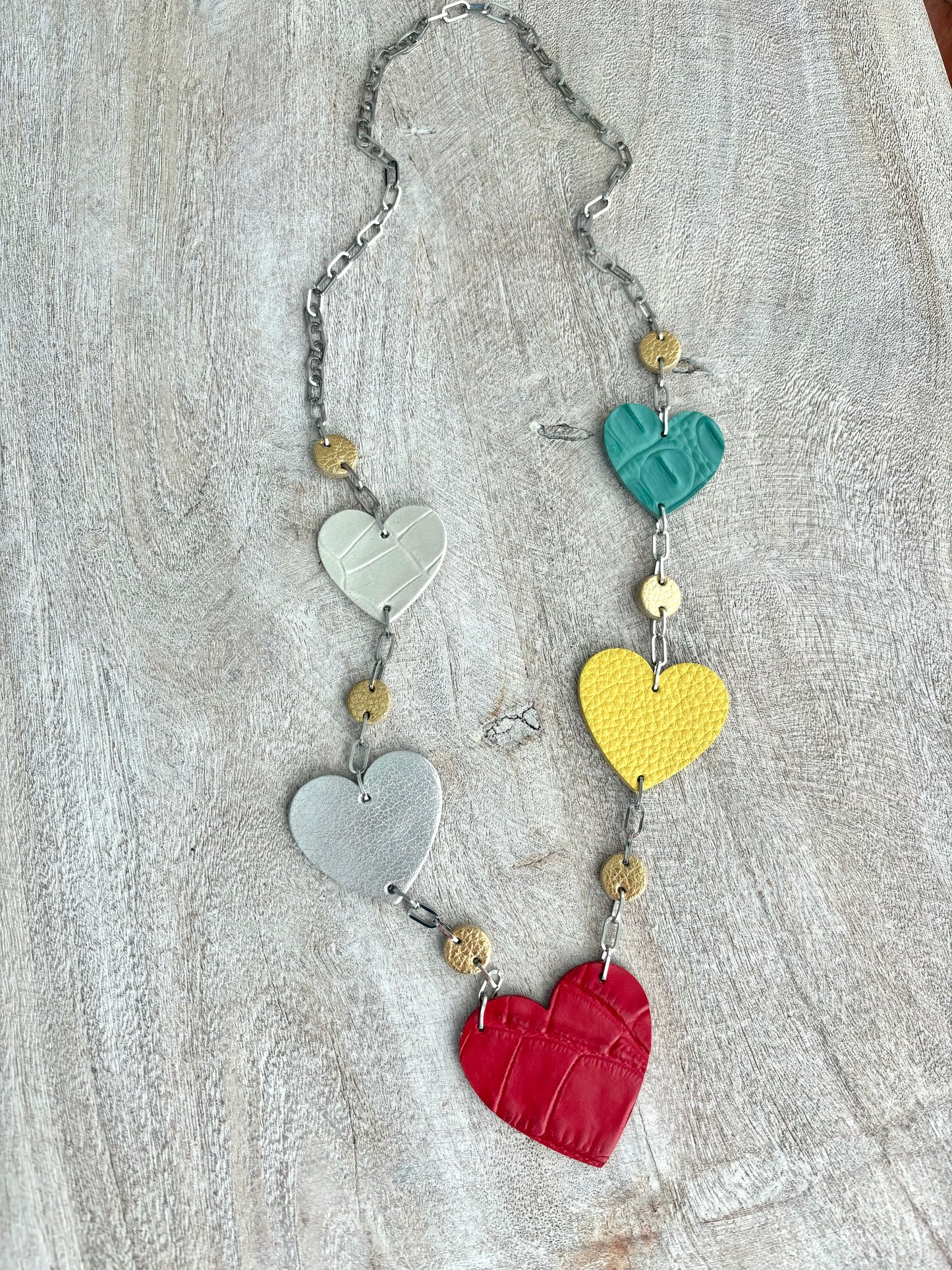 HEARTS NECKLACE