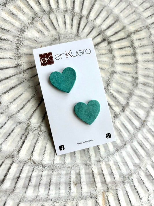 HEART STUD EARRINGS