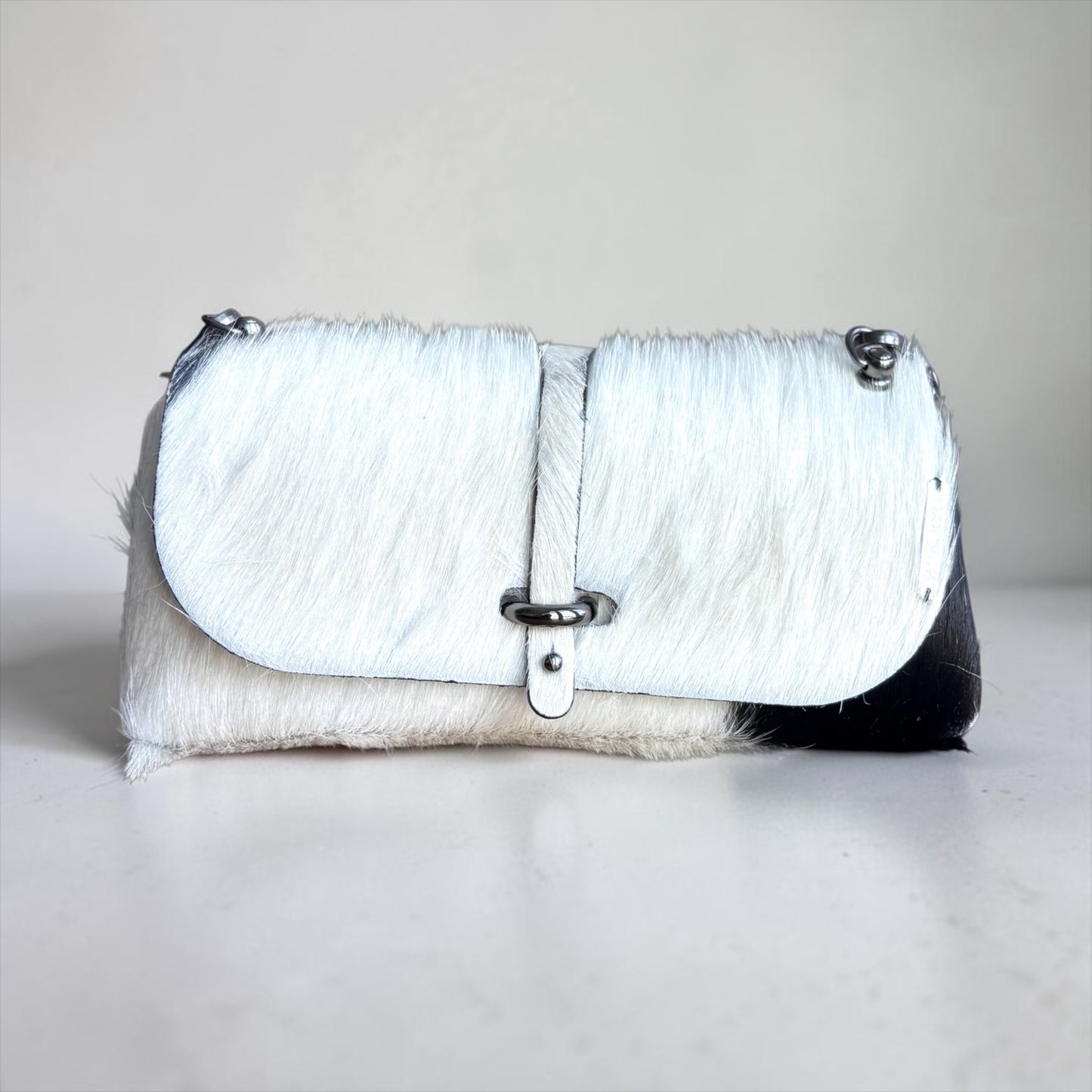 HAIR-ON DAISY BAG