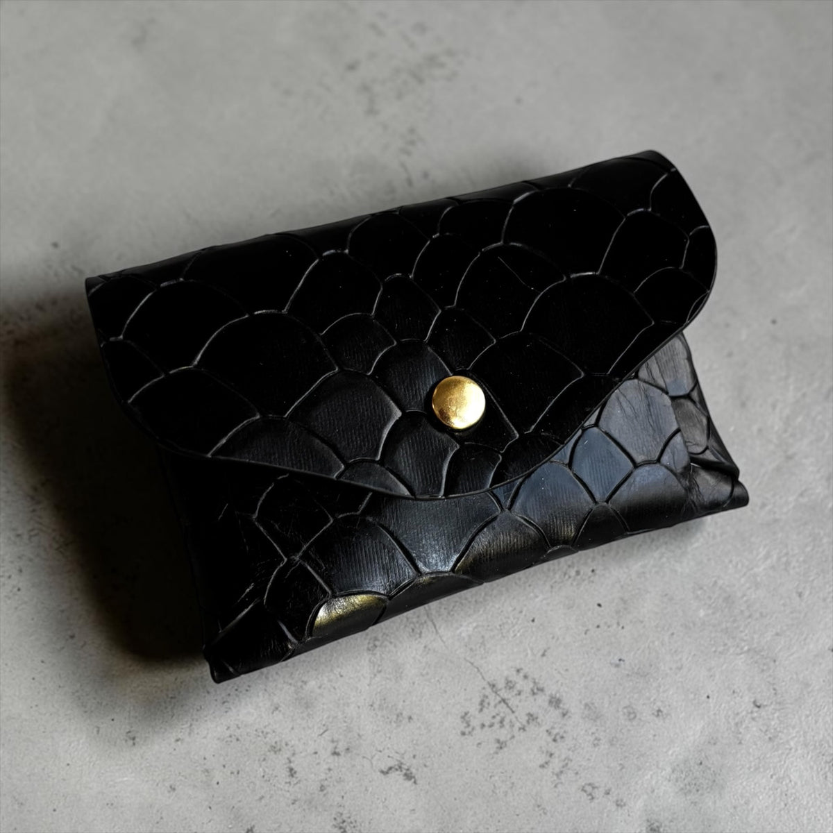 LEATHER CARD HOLDER