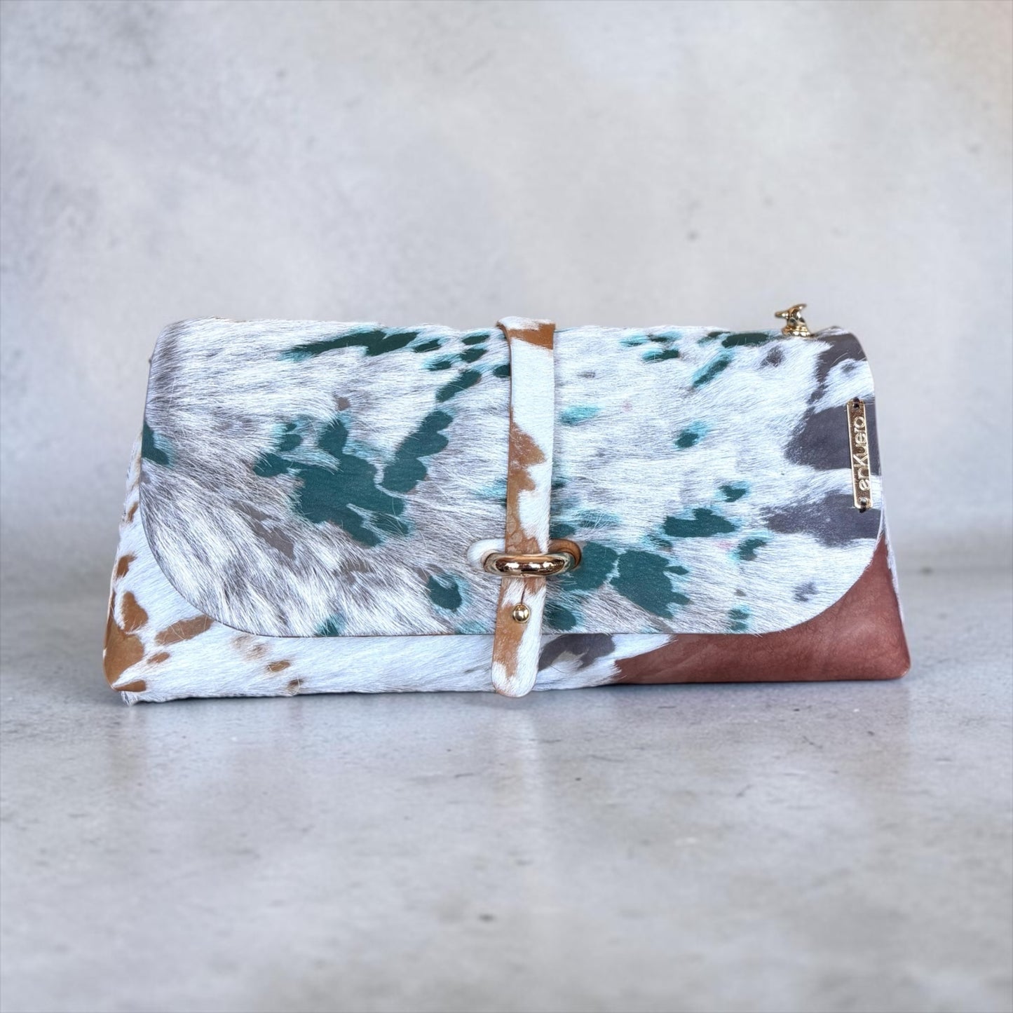 HAIR-ON DAISY BAG