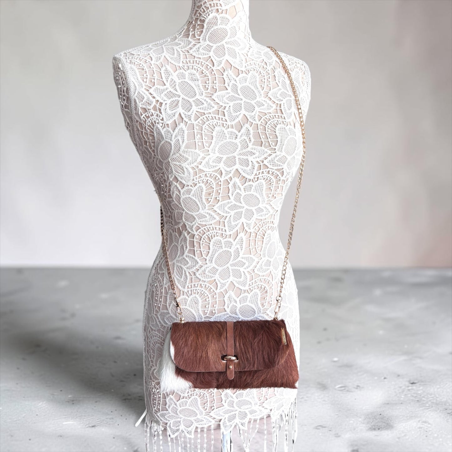 HAIR-ON DAISY BAG