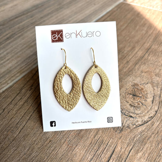 CUTOUT EARRINGS