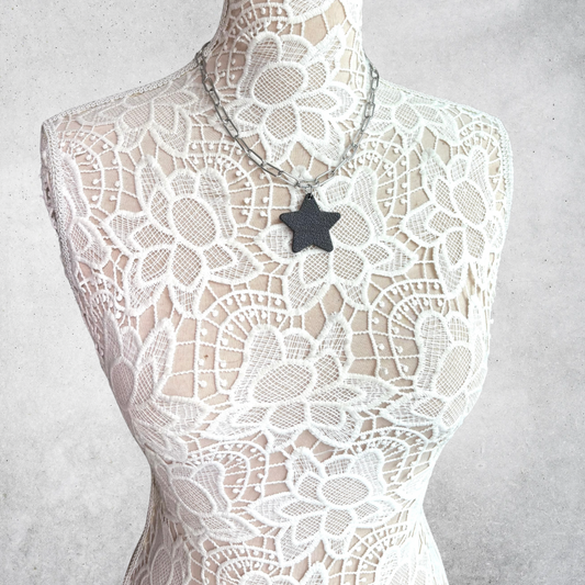 LEATHER STAR NECKLACE