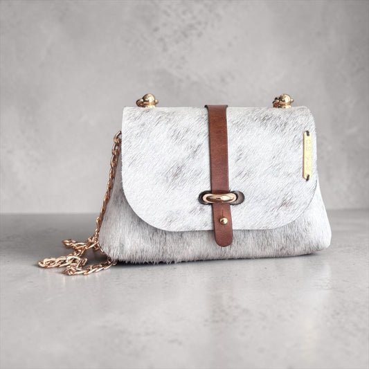 HAIR-ON MINI DAISY BAG