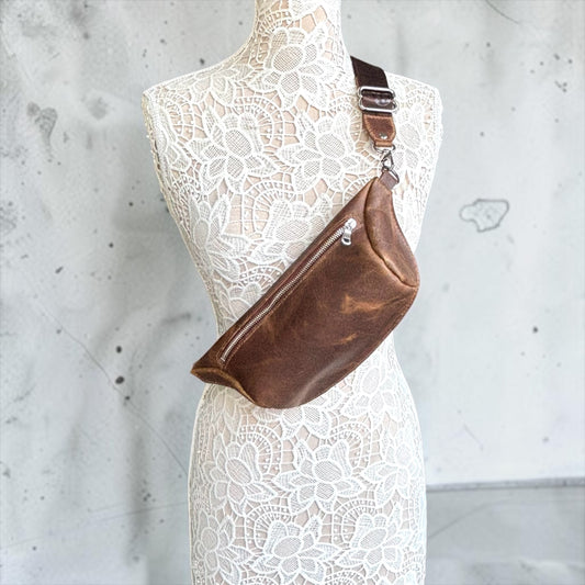 ADJUSTABLE FANNY PACK / SHOULDER BAG