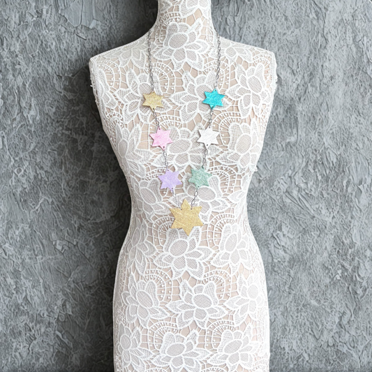 LEATHER STARS NECKLACE