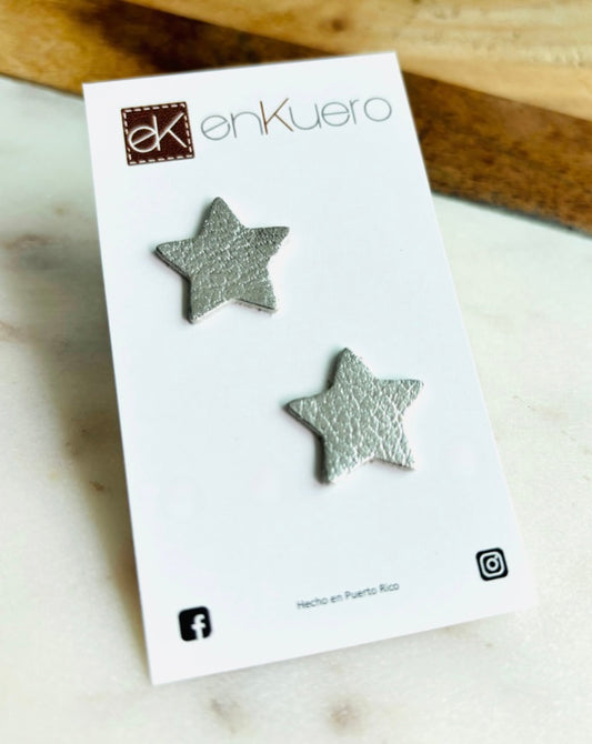 STAR STUD EARRINGS