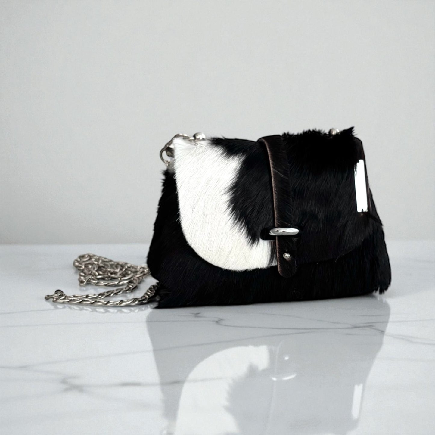 HAIR-ON MINI DAISY BAG