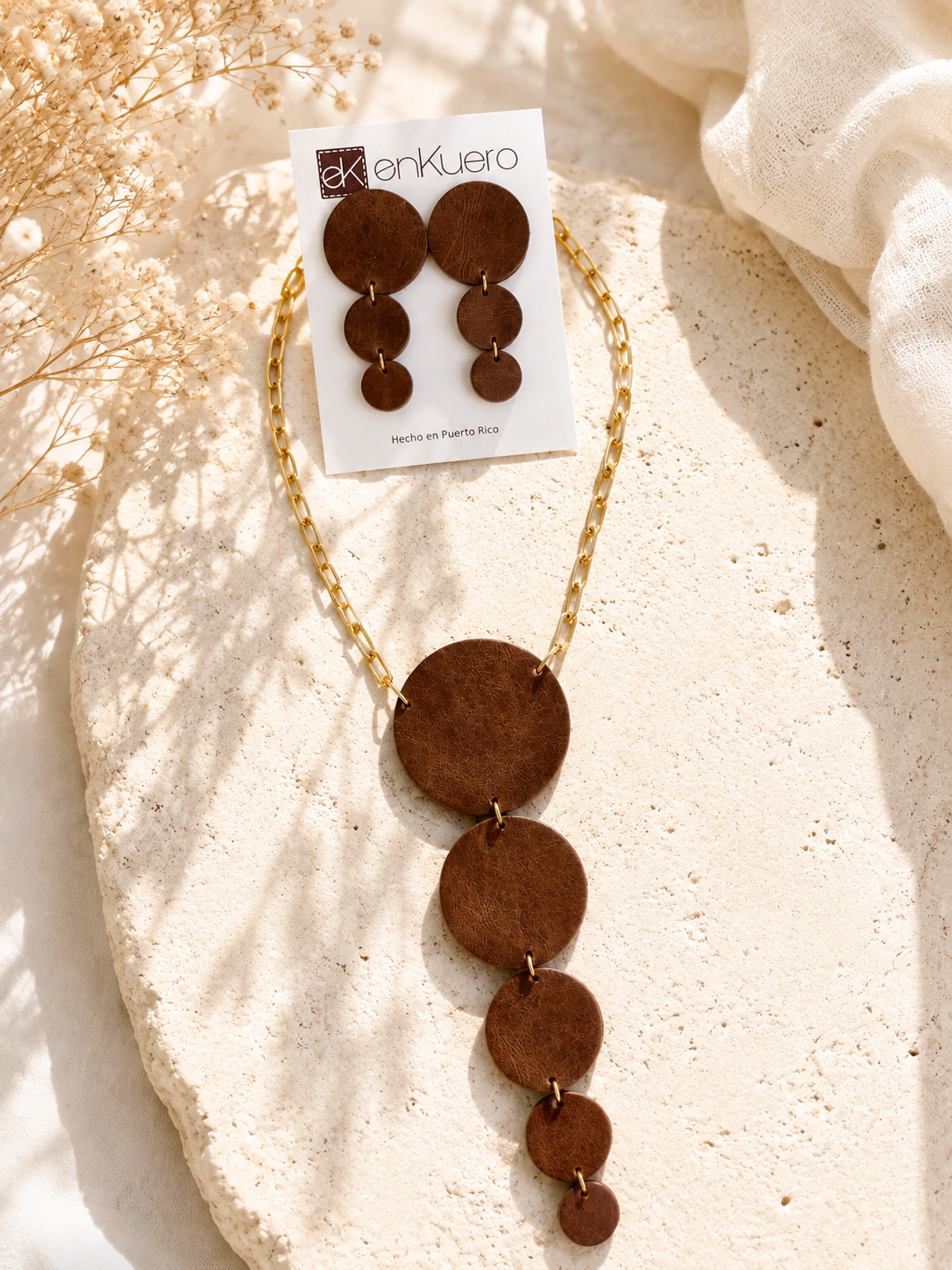 EARRINGS AND NECKLACE SET