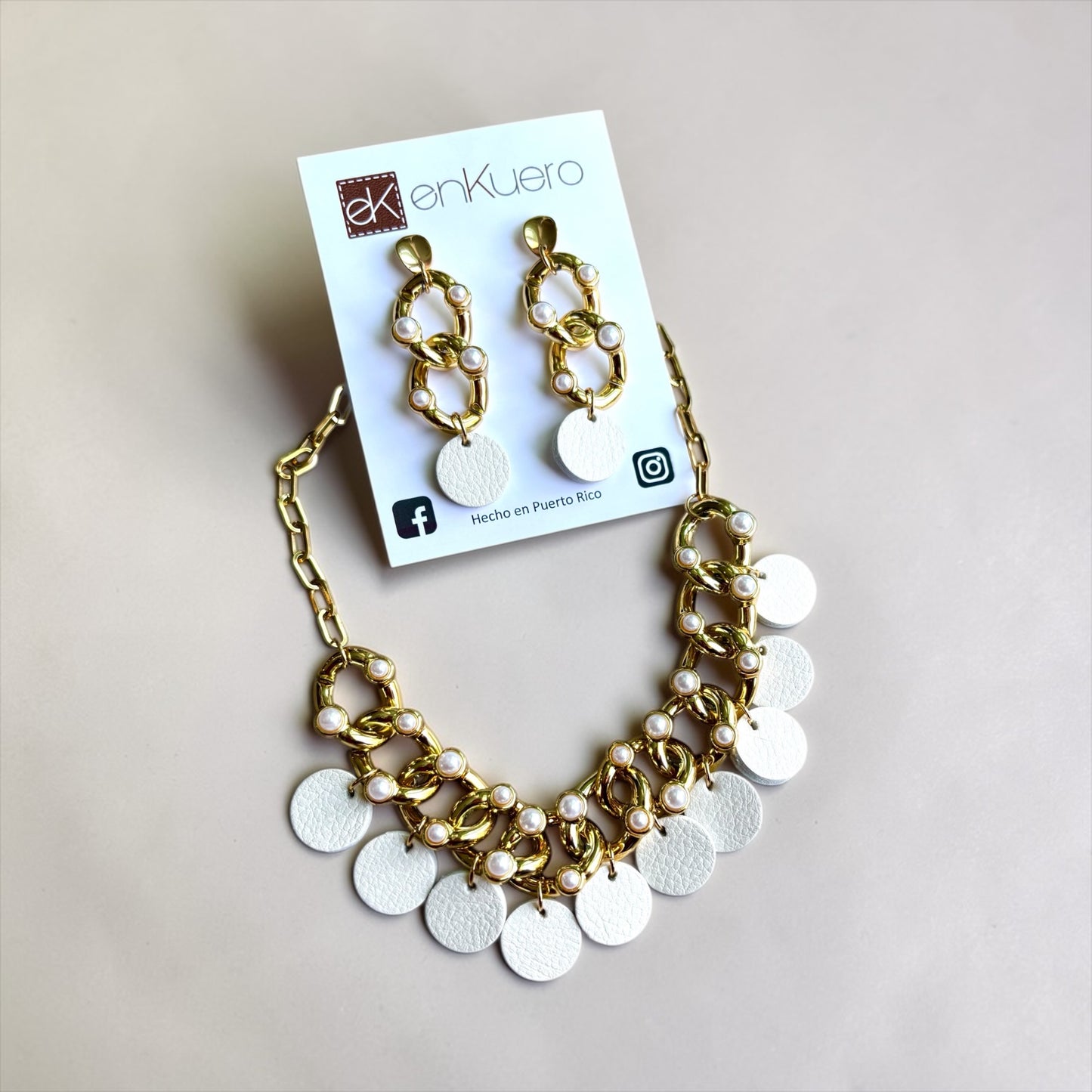 EARRINGS AND NECKLACE SET