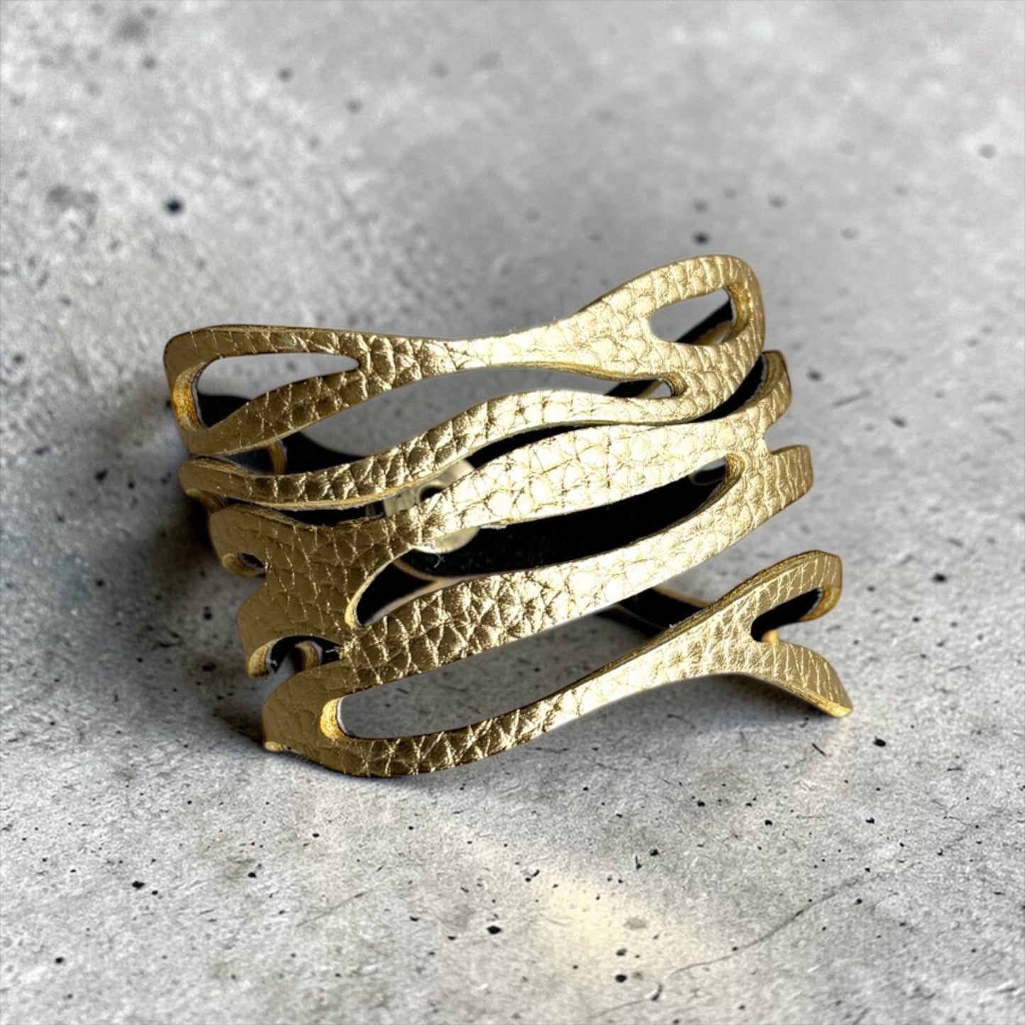 WAVE CUFF BRACELET