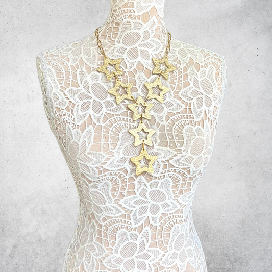 LEATHER STARS NECKLACE