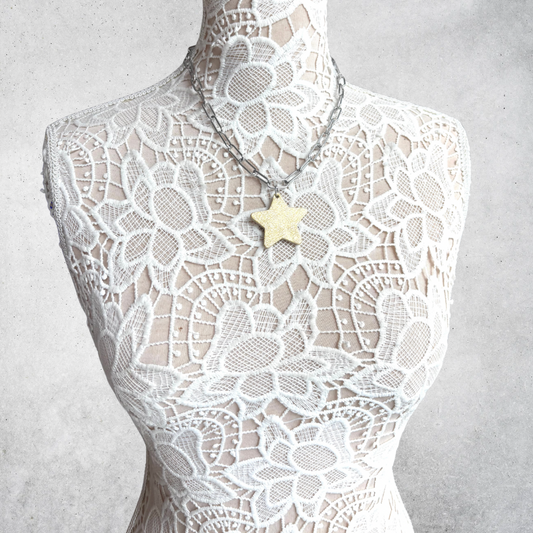 LEATHER STAR NECKLACE