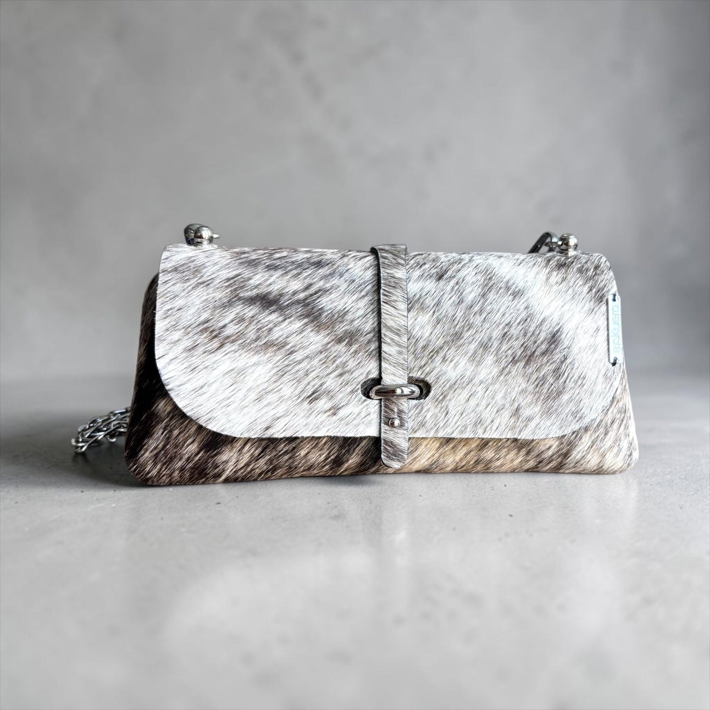 HAIR-ON DAISY BAG